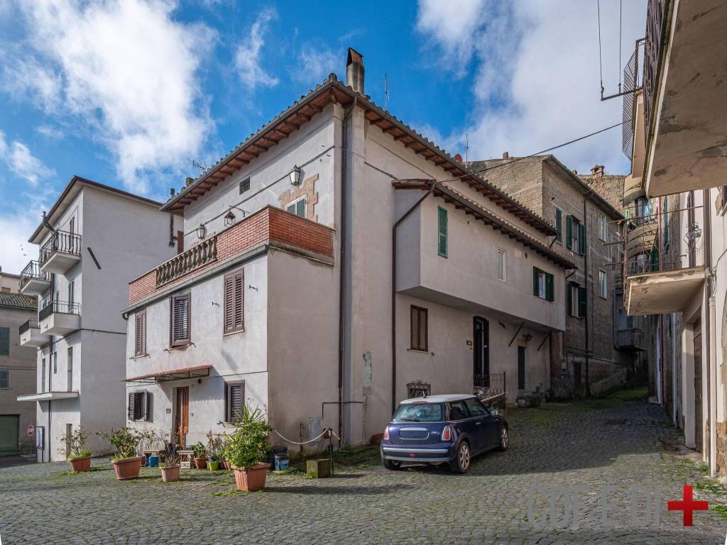 Appartamento a Gradoli in Piazza Guglielmo Marconi - Foto 2