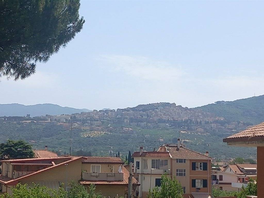 Appartamento a Guidonia montecelio in Via Giuseppe Garibaldi - Foto 2