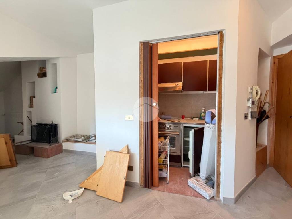 Appartamento a Rocca di mezzo in Via dell'Acqua Savia, 2 - Foto 5