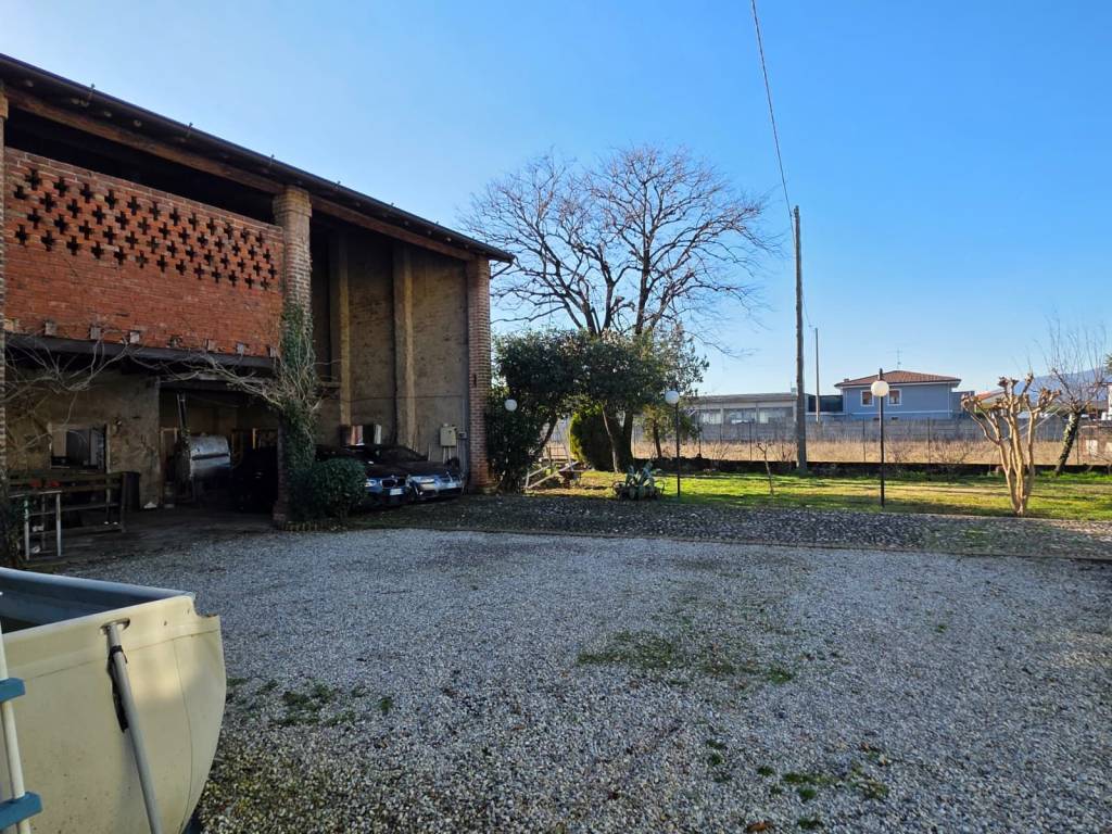 Villa a Calcinato in Via Statale, 22 - Foto 5