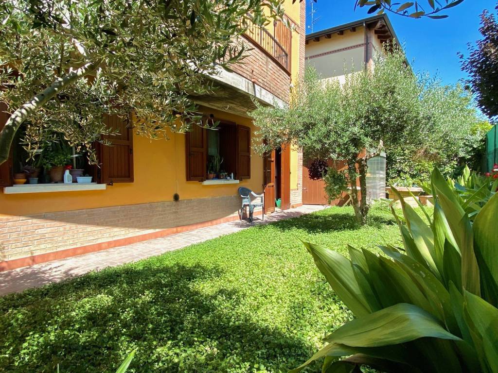 Villetta a schiera a Correggio in Via Giovanni Borghi - Foto 5