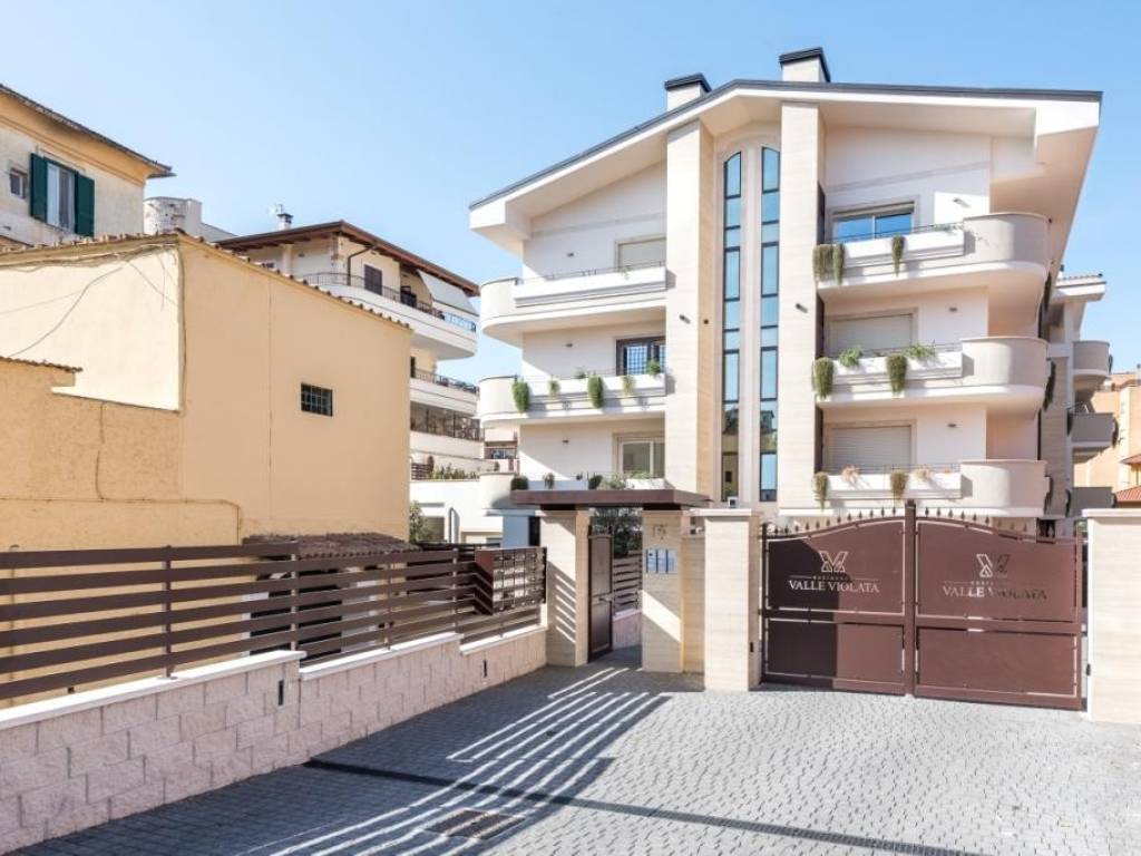 Appartamento a Grottaferrata in Viale Vittorio Veneto, 79 - Foto 2