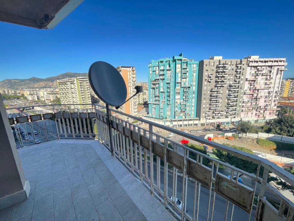 Appartamento a Palermo in Viale della Regione Siciliana Nord Ovest - Foto 2