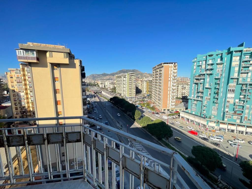Appartamento a Palermo in Viale della Regione Siciliana Nord Ovest - Foto 3