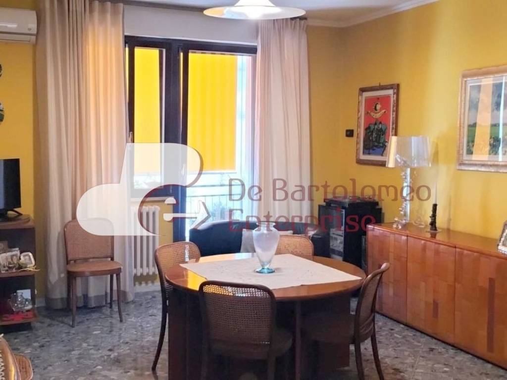 Appartamento a Valenzano in VIA BRANDONISIO - Foto 3