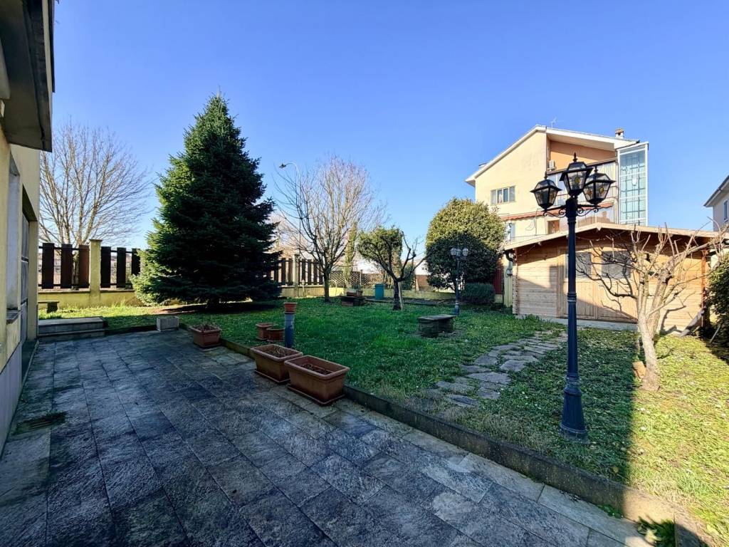 Villa a Zibido san giacomo in Via Montello, 5 - Foto 3