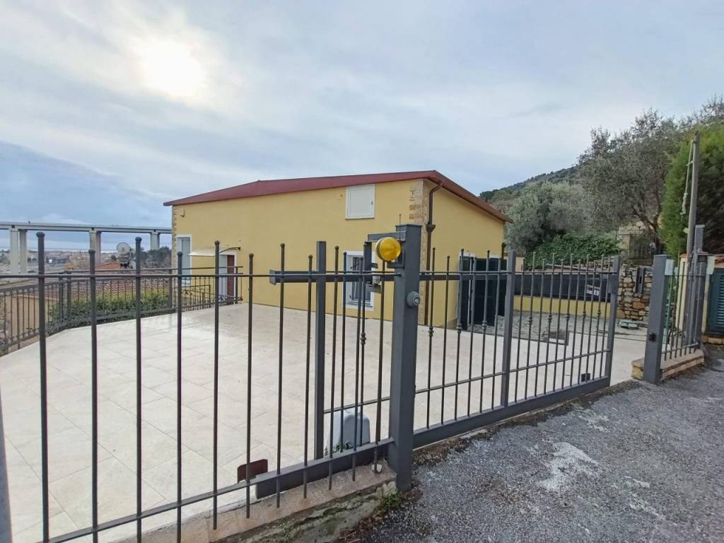 Appartamento a Andora in Via Biehler, 1 - Foto 4