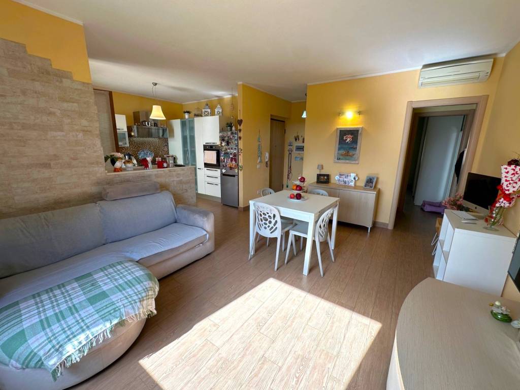 Appartamento a Orbetello in Via Pietro Nenni - Foto 2