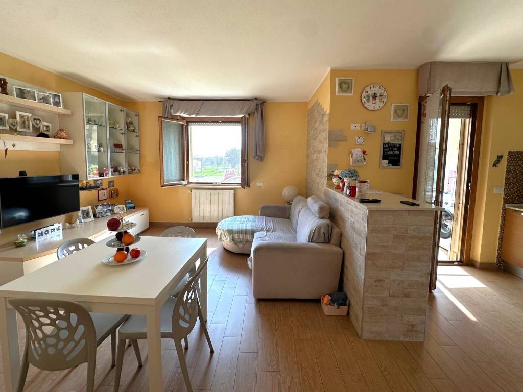 Appartamento a Orbetello in Via Pietro Nenni - Foto 3