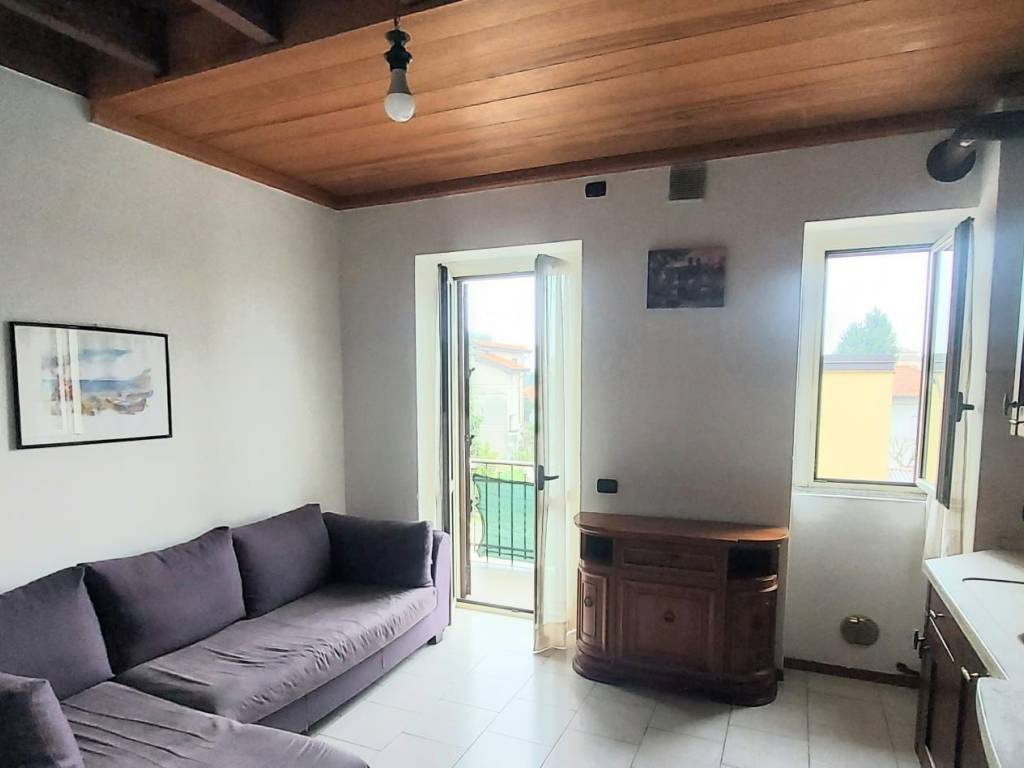 Appartamento a Bregnano in Via Vigna - Foto 3