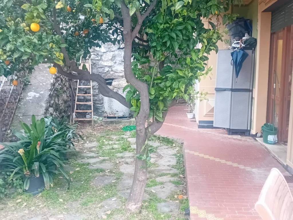 Appartamento a Recco in Via Privata dei Pini - Foto 2