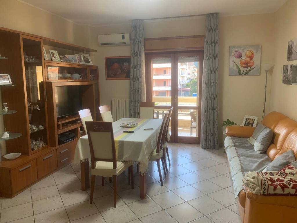 Appartamento a Montepaone in Via Garibaldi - Foto 2