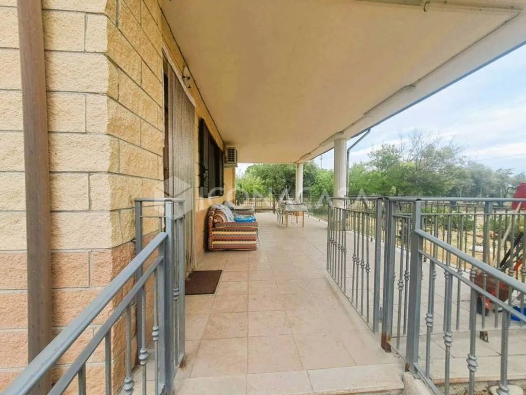 Villa a Lucera in Strada Vicinale Bombacile No Number - Foto 2