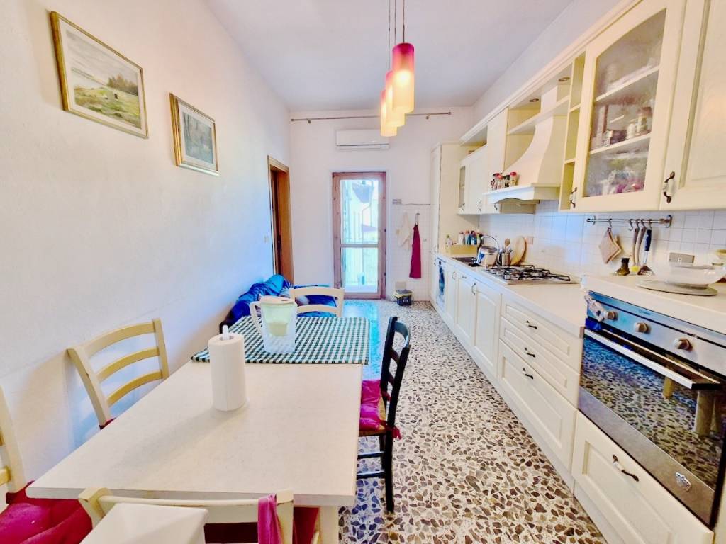 Appartamento a Pisa in Via Carlo Cattaneo - Foto 4