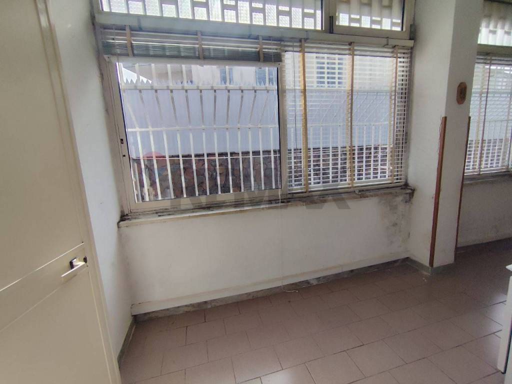 Appartamento a Napoli in Via Guantai Ad Orsolone - Foto 5