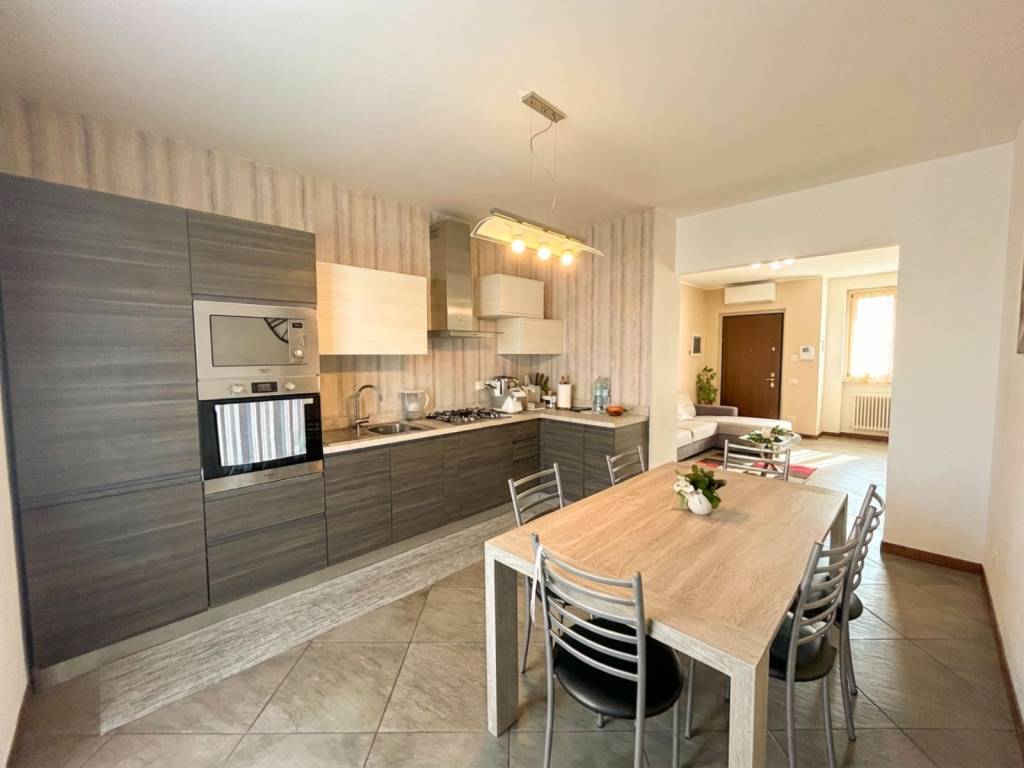 Appartamento a Castelli calepio in Via Gioacchino Rossini, 13 - Foto 2