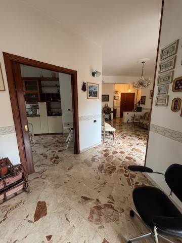 Appartamento a Cava de' tirreni in Via Luigi Ferrara - Foto 5