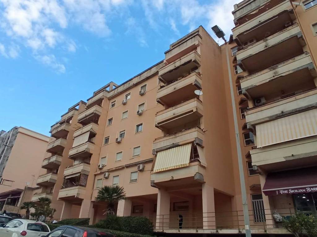 Appartamento a Messina in Viale Giostra, 126 - Foto 2