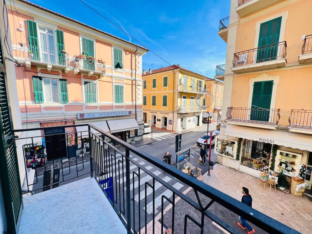 Appartamento a Diano marina in Via Cristoforo Colombo, 19 - Foto 4