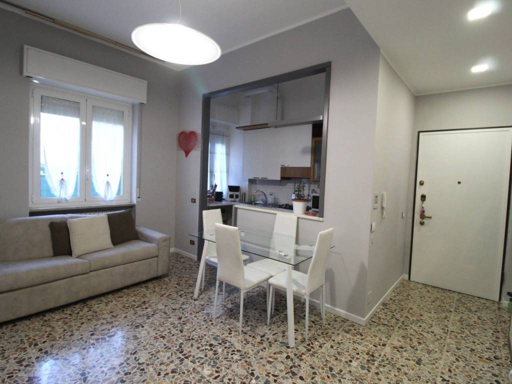 Appartamento a Gorla maggiore in Via Roma, 11 - Foto 2