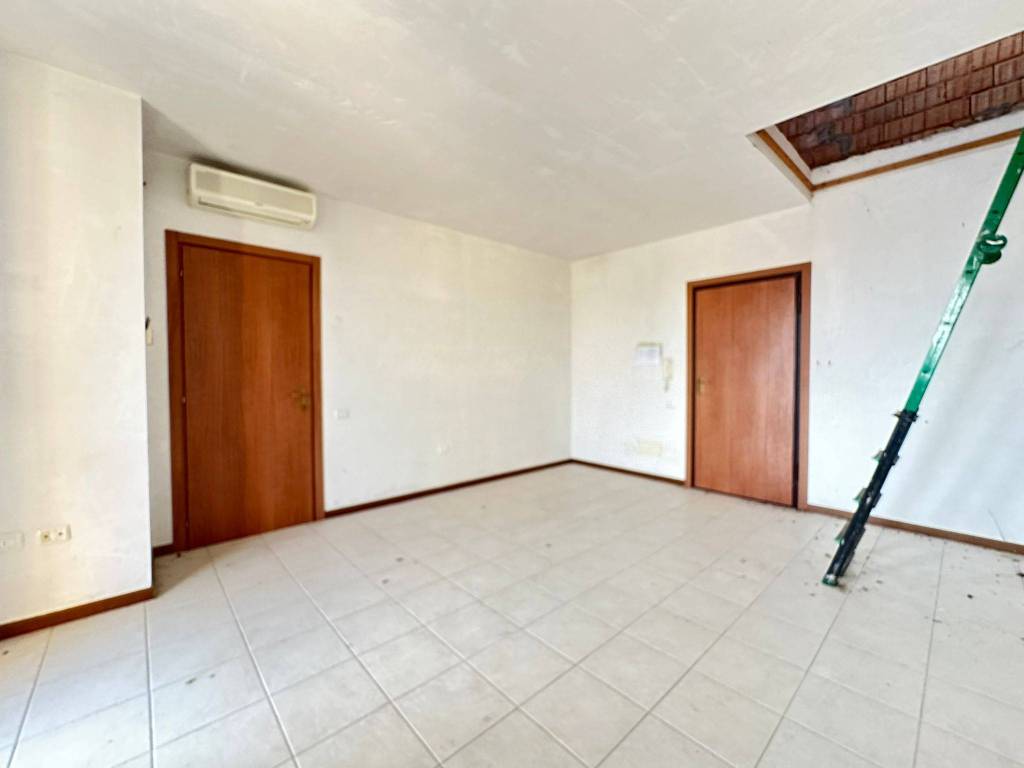 Appartamento a Roncaro in Via Vigna, 16 - Foto 3