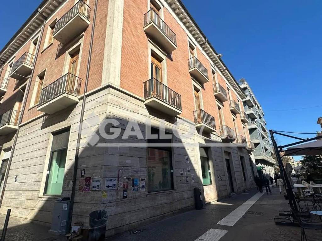 Palazzo / stabile a Cosenza in Corso Mazzini angolo Via Brenta - Foto 2