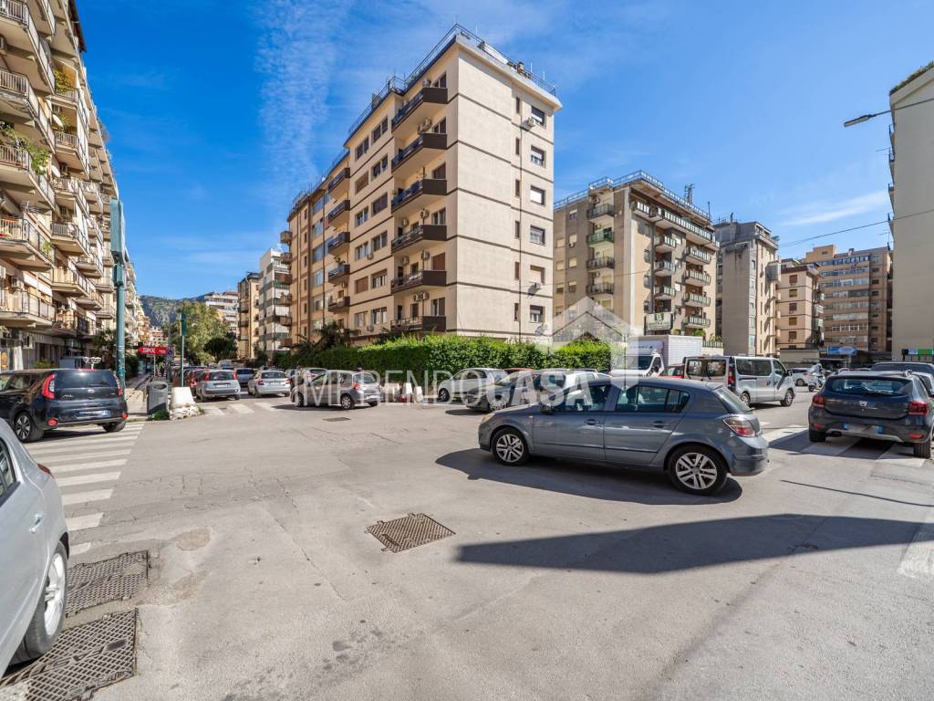 Attico / mansarda a Palermo in Viale delle Alpi, 121 - Foto 3