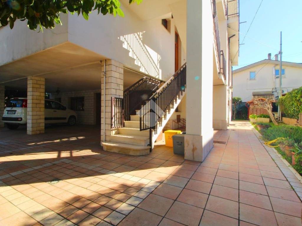 Villa a Pescara in Via Gole di Celano, 1 - Foto 2