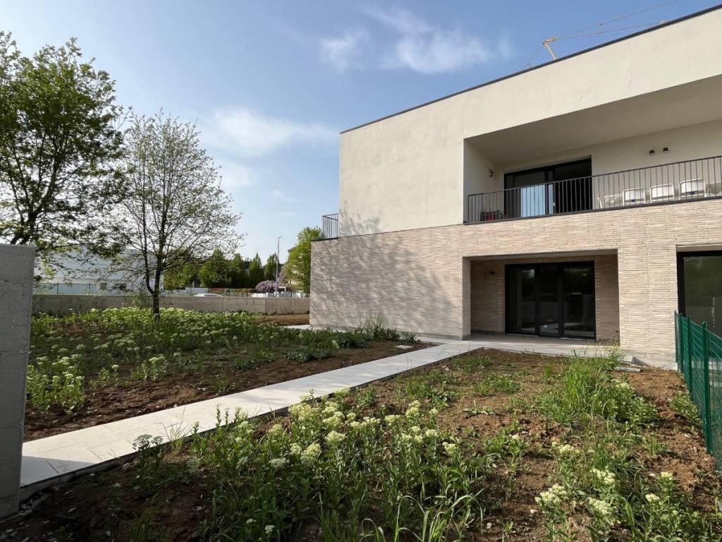 Appartamento a Reggio emilia in Via Alessandro Tassoni - Foto 2