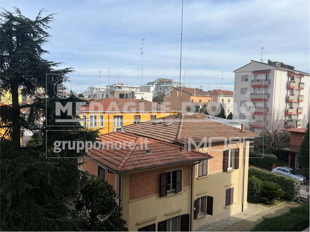Appartamento a Modena in Via Savani, 40 - Foto 2