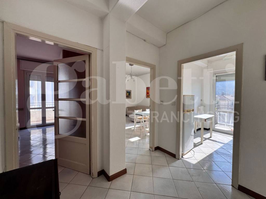 Appartamento a Lecco in via Monsignor Polvara, 45 - Foto 3