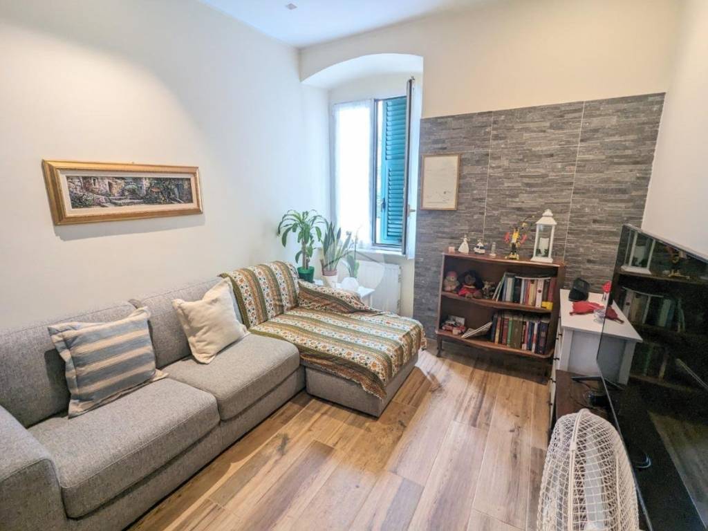 Appartamento a Genova in Via Pietro Borsieri, 7 - Foto 2