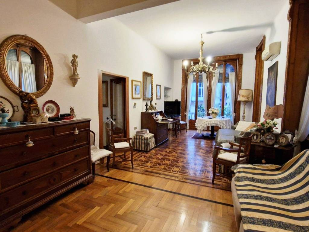 Appartamento a Verona in Via Valerio Catullo - Foto 5