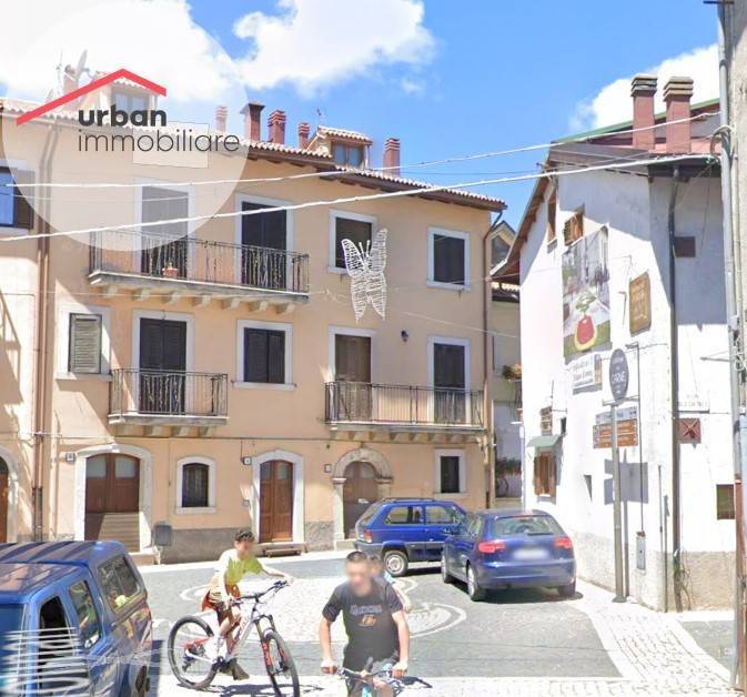 Casa indipendente a Pescasseroli in Via della Chiesa - Foto 3