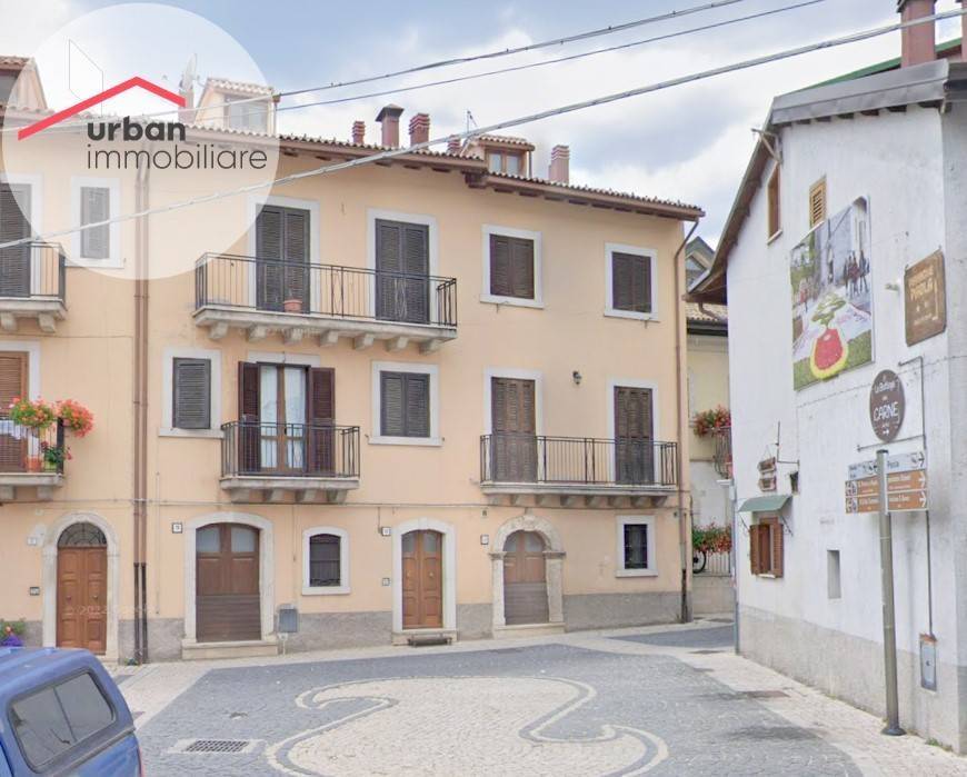 Casa indipendente a Pescasseroli in Via della Chiesa - Foto 4