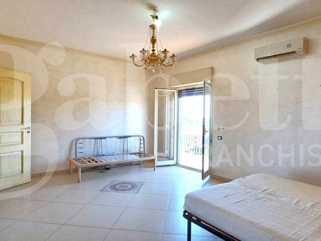 Appartamento a Catania in via San Pietro Clarenza , 108 - Foto 2