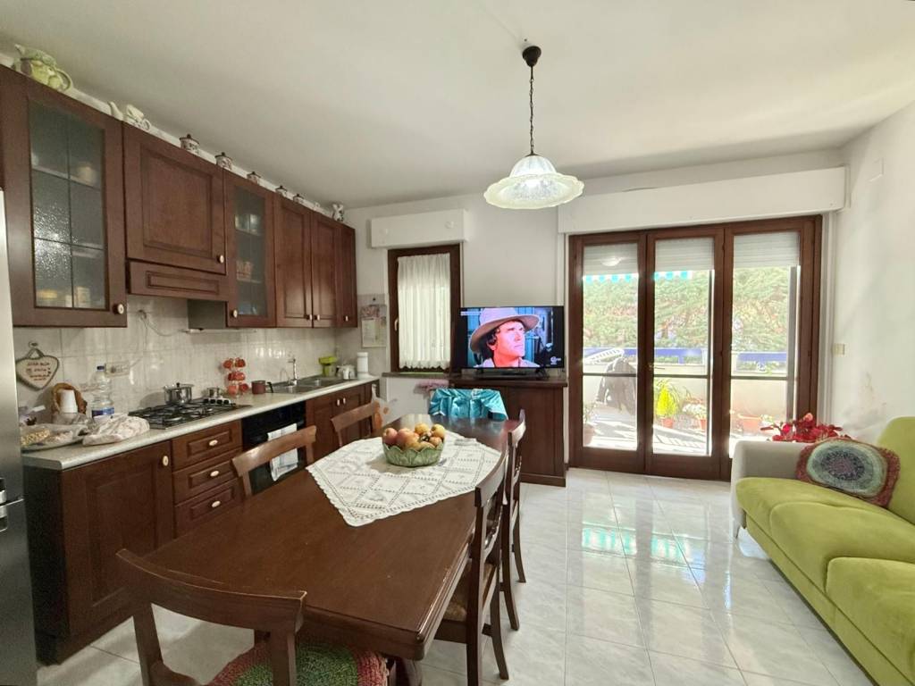 Appartamento a Montesilvano in Via Martiri Pennesi - Foto 4