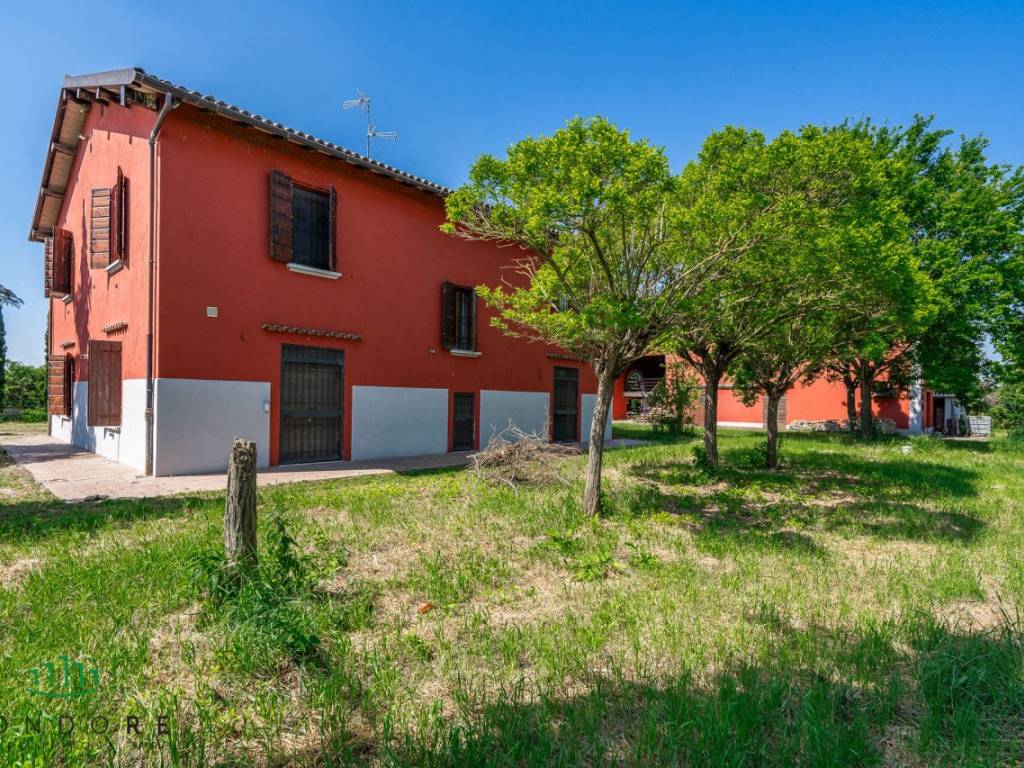 Casa indipendente a Crevalcore in Via Cacciatori - Foto 3