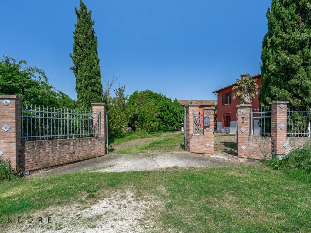 Casa indipendente a Crevalcore in Via Cacciatori - Foto 4