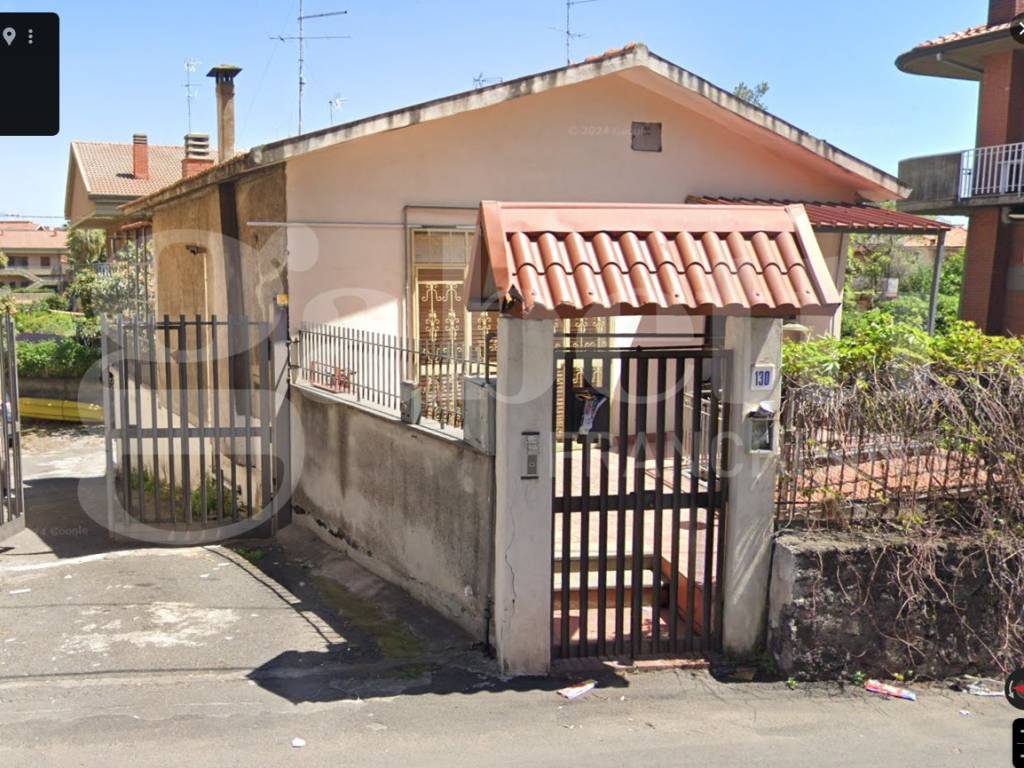 Villa a San giovanni la punta in via Etna, 132 - Foto 3