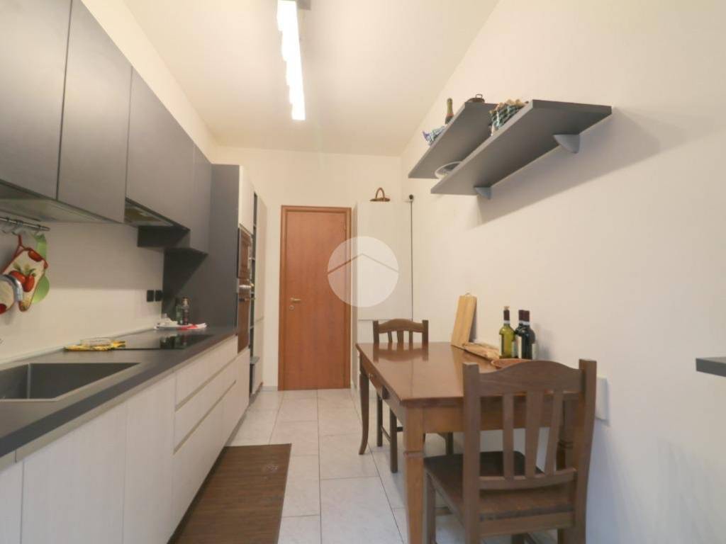 Appartamento a Rho in VIA TOMMASO GROSSI, 6 - Foto 3