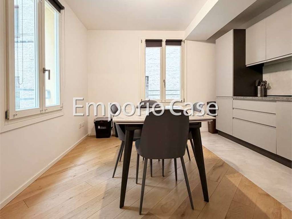 Appartamento a Modena in PIAZZA ROMA - Foto 5