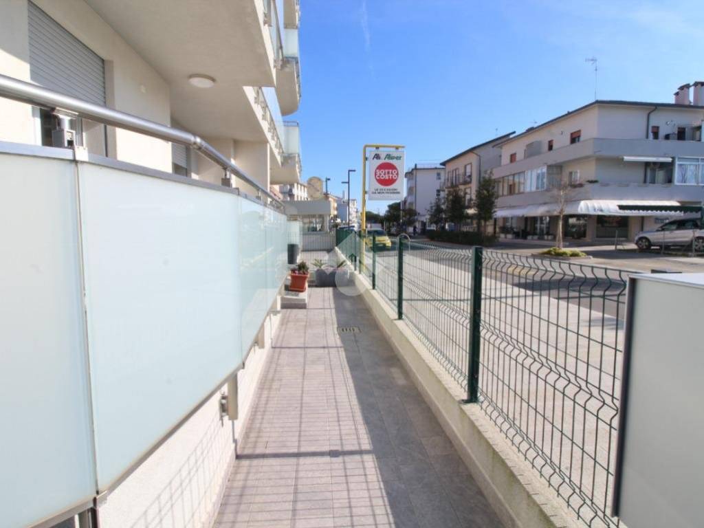 Appartamento a Caorle in Viale Santa Margherita, 124 - Foto 2