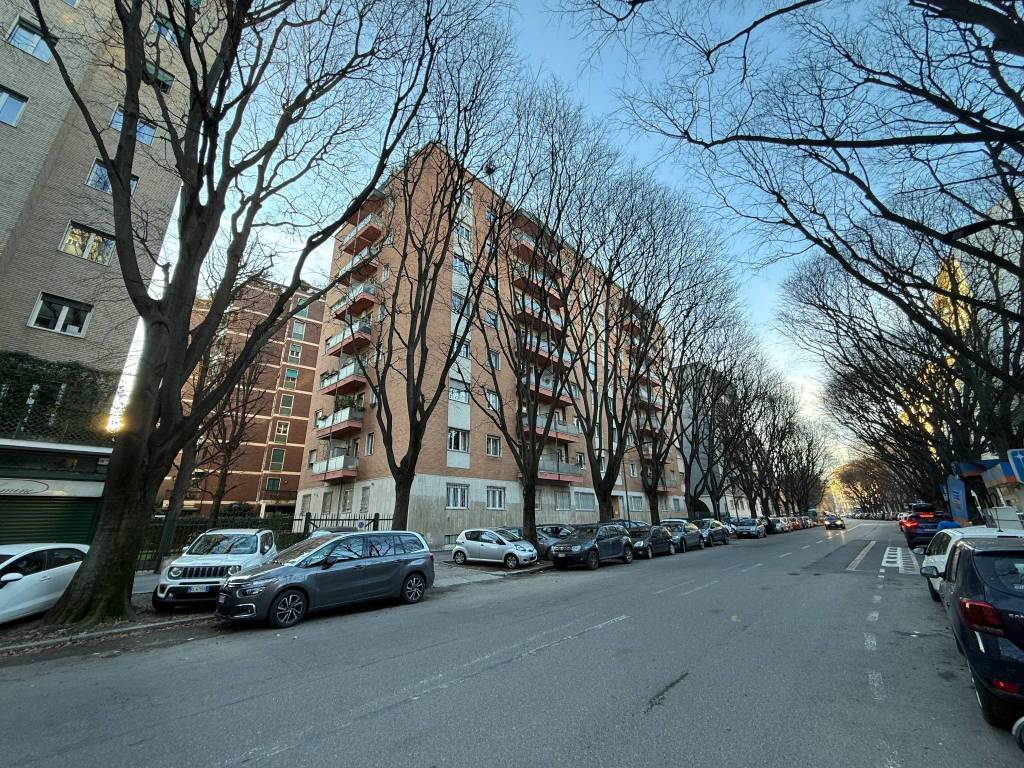 Immobile a Milano in Via Francesco dall'Ongaro, 5 - Foto 2