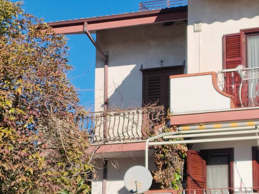 Villa a Guidonia montecelio in Via Po, 15 - Foto 2
