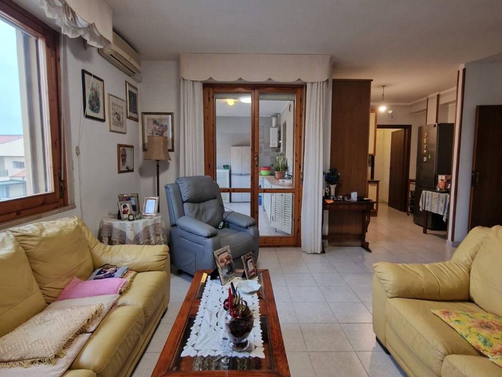 Appartamento a Monserrato in Via Monte Arci - Foto 2