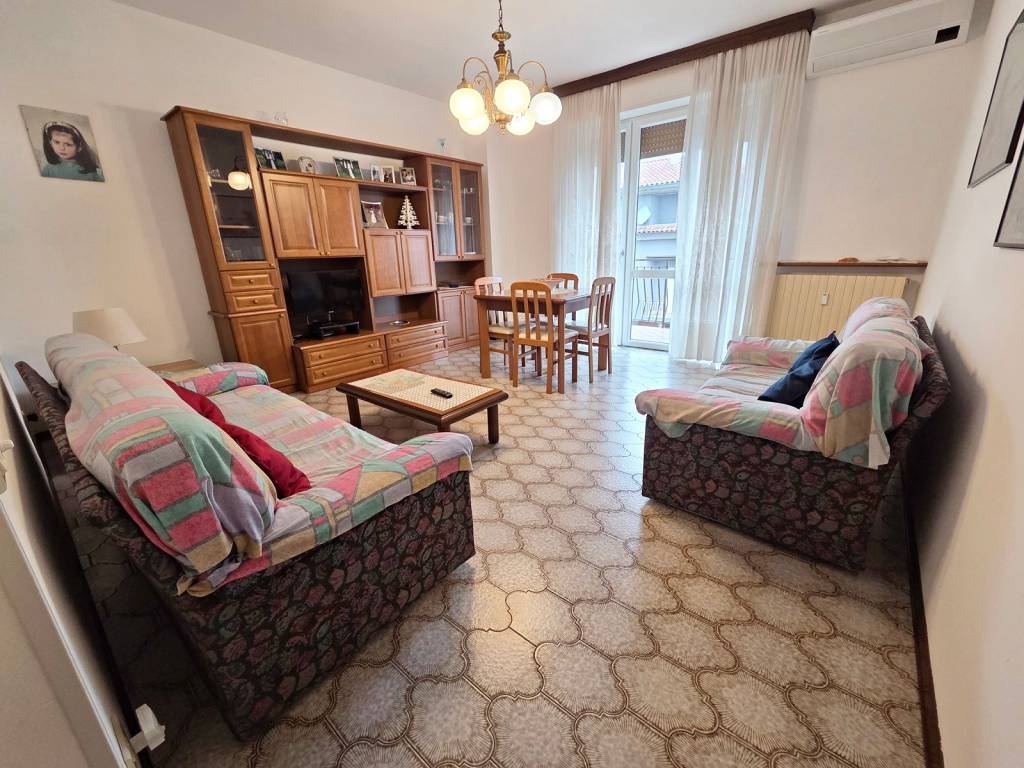 Appartamento a San paolo d'argon in Via Papa Giovanni XXIII - Foto 2