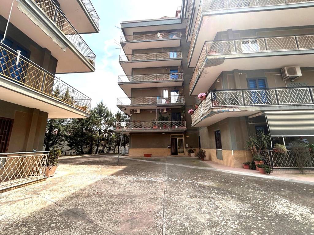 Appartamento a Caserta in Via Francesco Petrarca, 1 - Foto 2