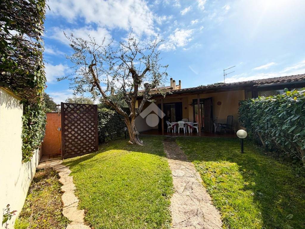 Appartamento a Montalto di castro in VIA DELLA MACCHIA - Foto 2