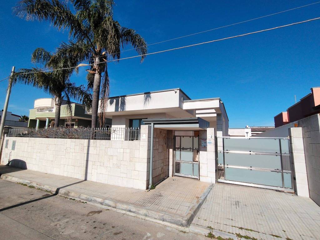 Villa a Copertino in Via Galatone, 25 - Foto 4